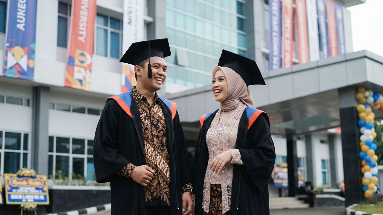 Outfit Wisuda