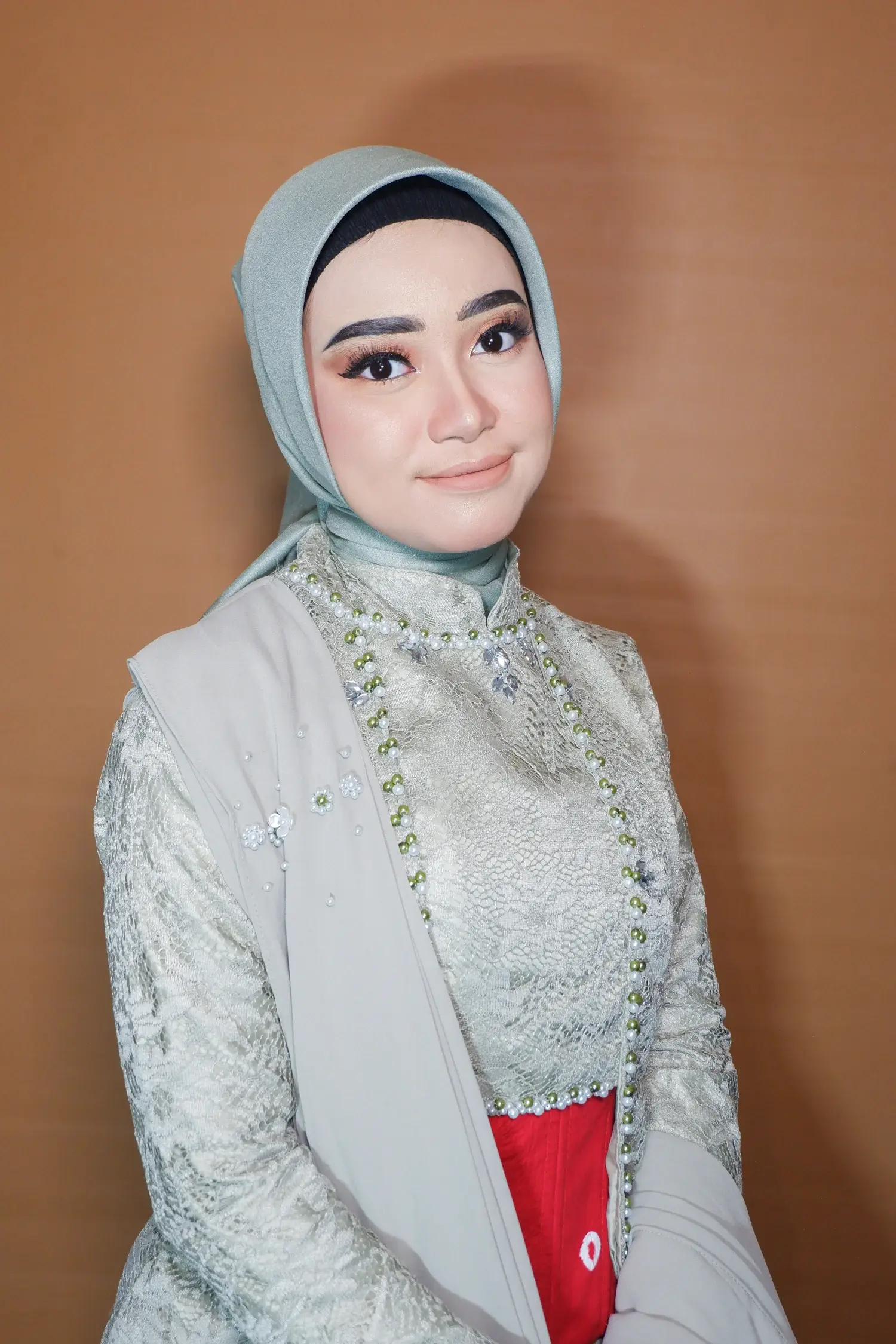 Makeup Wisuda