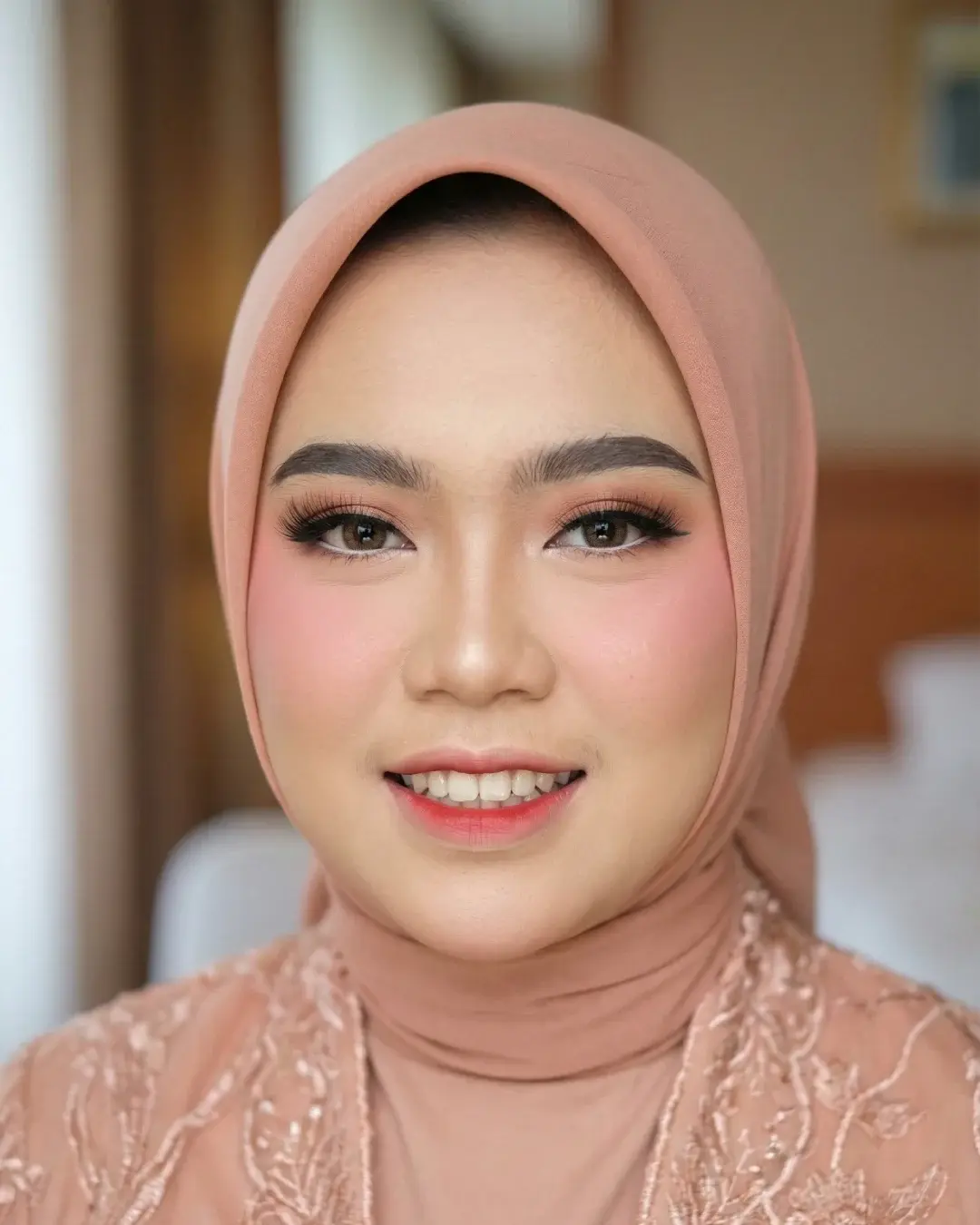 Makeup Wisuda
