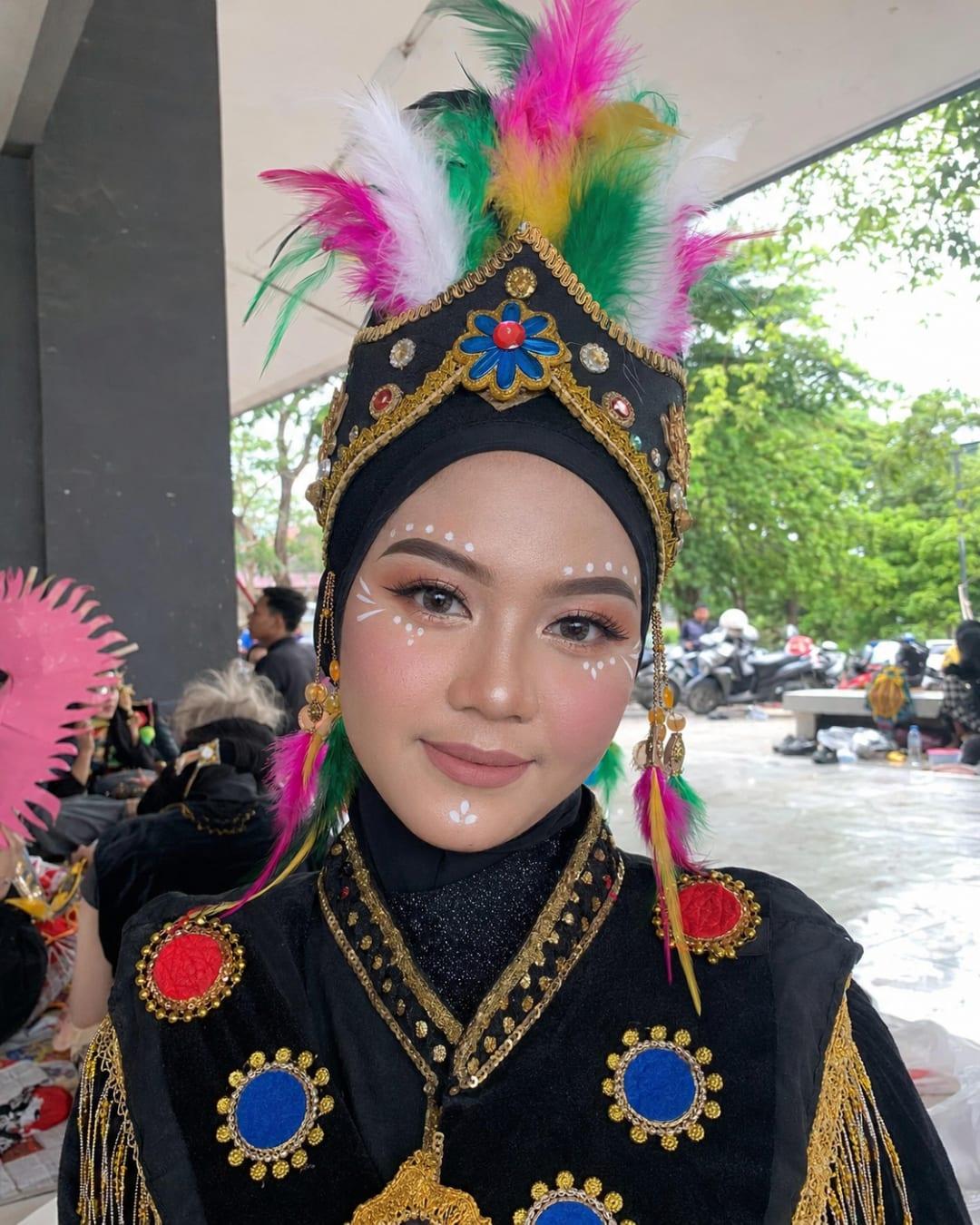 Makeup Karnaval