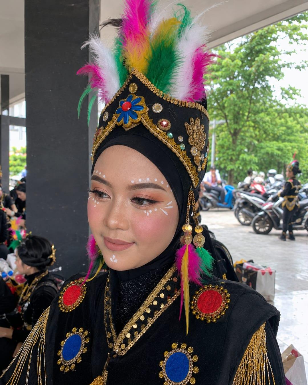Makeup Karnaval