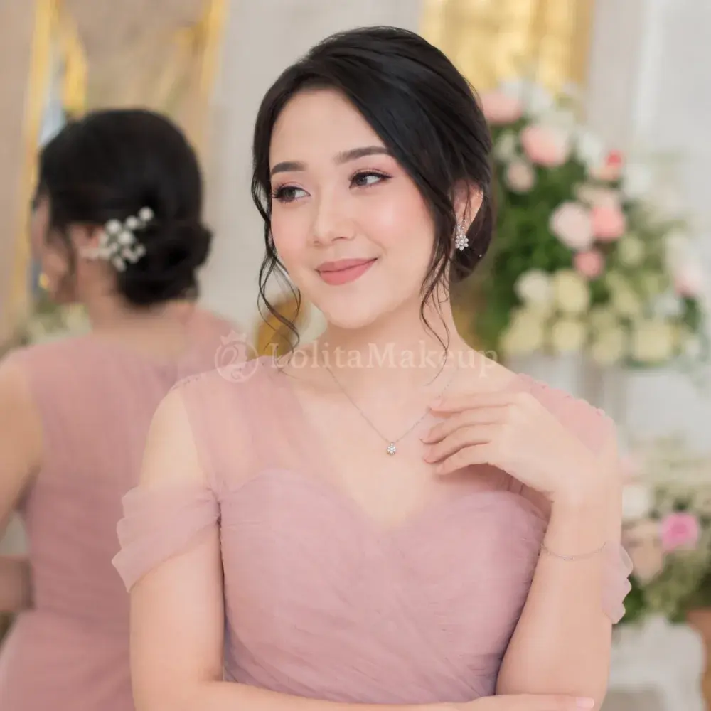 Makeup Bridesmaid