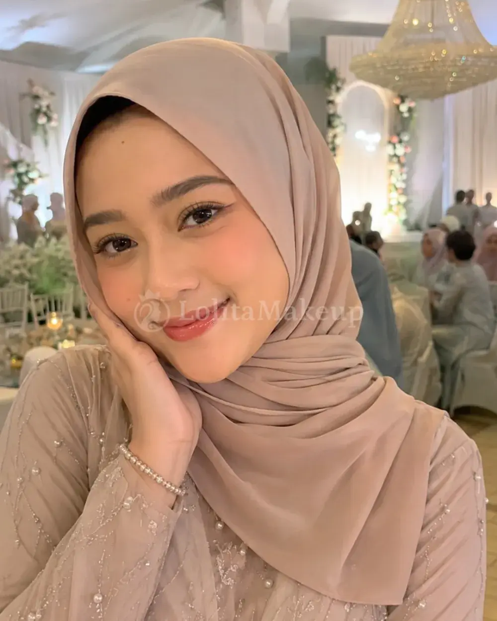 Makeup Bridesmaid