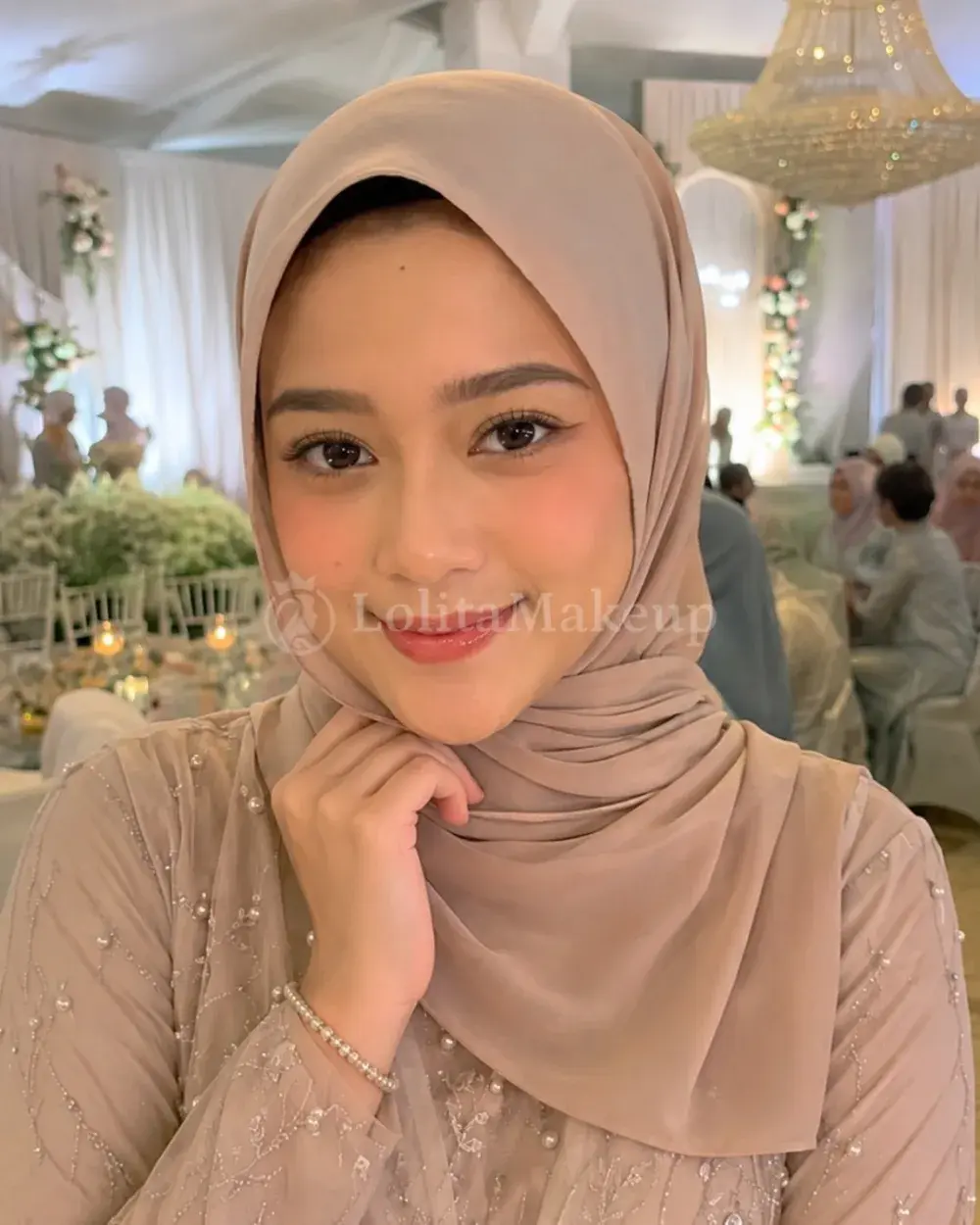 Makeup Bridesmaid